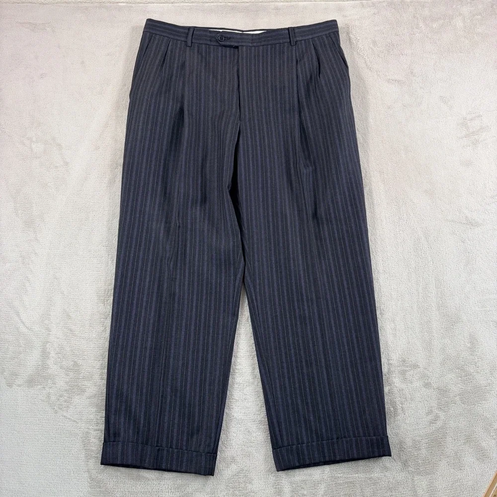 VTG Hickey Freeman Suit Men 44R Gray Striped Wool Pleated Pants 38x28 USA Made
